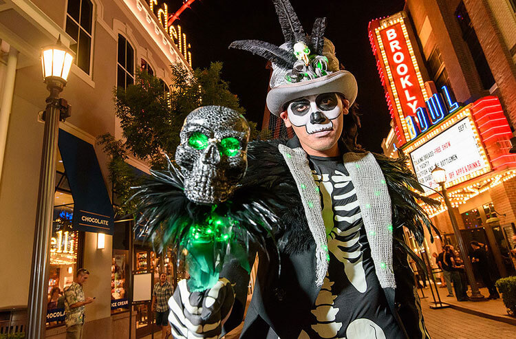 Whats Hot In Las Vegas Sin City Halloween Has Plenty Of Tricks And